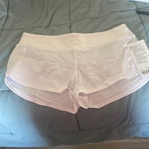Lululemon white speed Up shorts!!! NWT